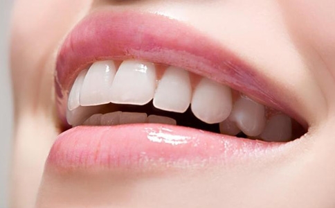 牙齿美白会伤害牙齿吗